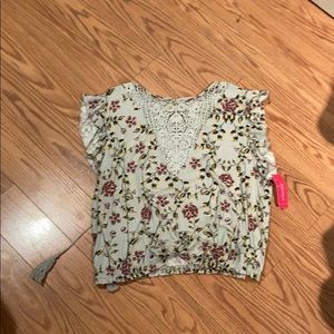 Floral print tee